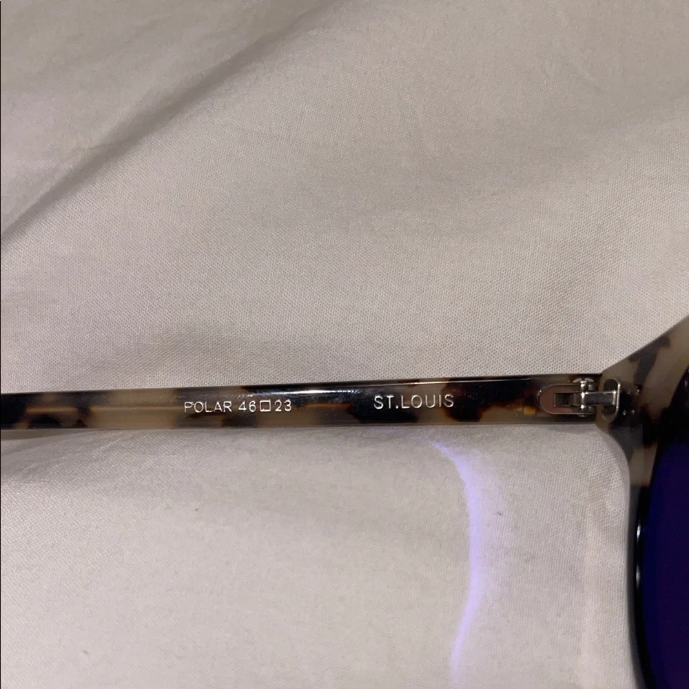 KREWE St. Louis Sunglasses - Picture 3 of 4